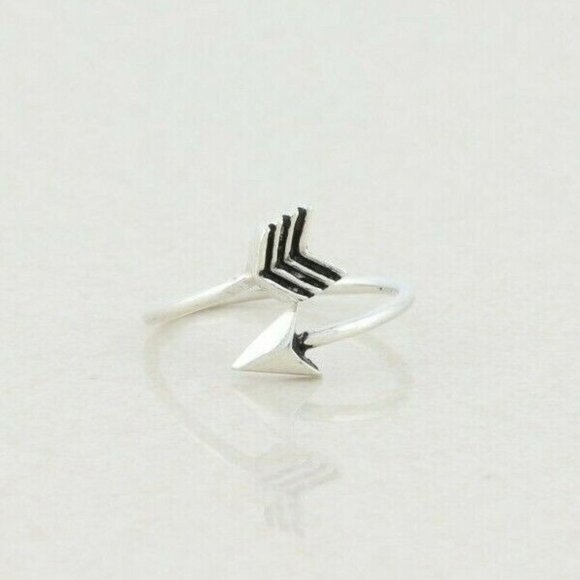 Sterling Silver Arrow Toe Midi Ring Size 2 1/2 Adjustable - Picture 1 of 7